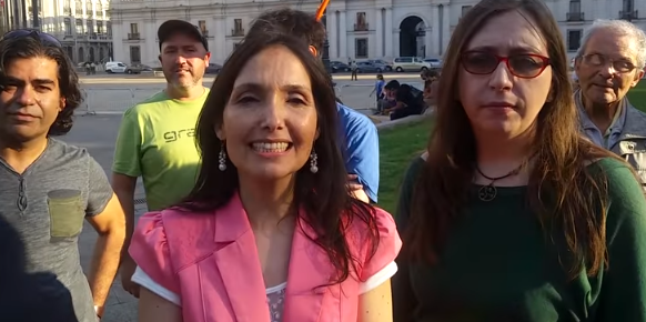 Video: Abogada Carola Canelo interpela a Presidenta Bachelet por situación de Machi Francisca Linconao
