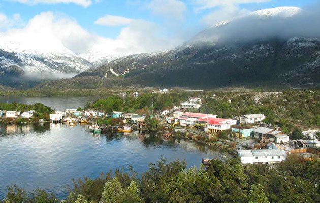 Repudio por graves atropellos a ancianos del Pueblo Kawésqar en Puerto Edén