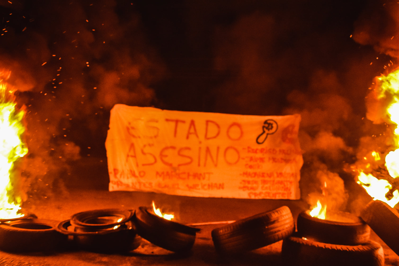 Hogar Mapuche Estudiantil Pelontuwe: Taiñ weychafeyem petü mongelegün taiñ weychan mew