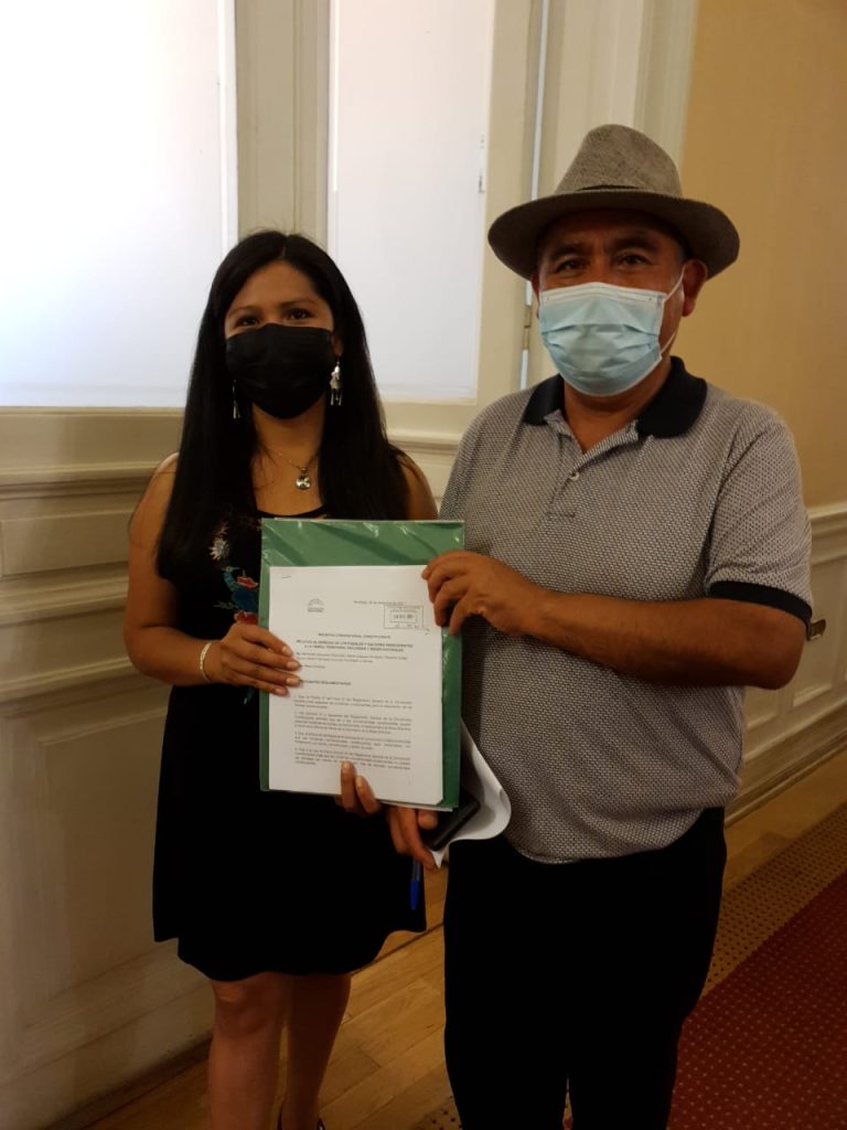 Presentan iniciativa constitucional por el derecho de los pueblos y naciones preexistentes, a la tierra, territorio, recursos y bienes naturales