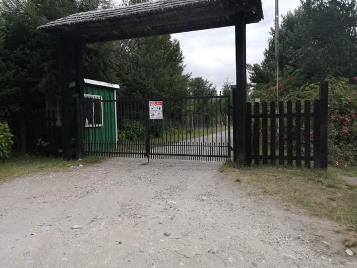 Condominio Río Blanco niega acceso el acceso a playa a comunidad mapuche de Futrono en la región de Los Ríos